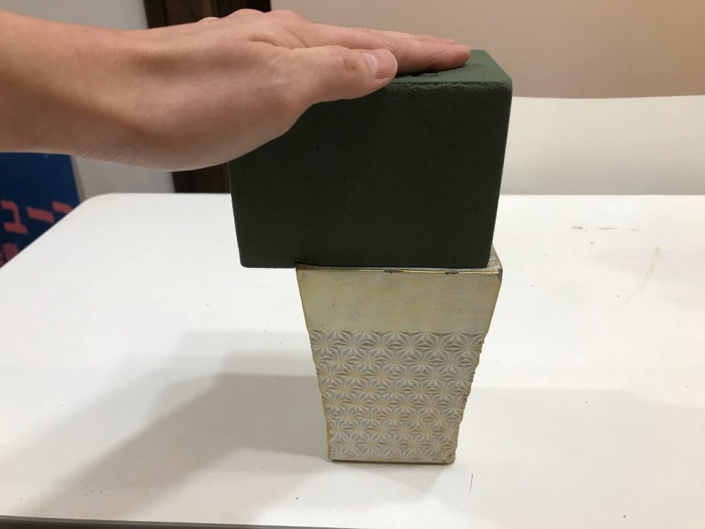 これはNG！「オアシス（吸水性スポンジ）の正しい使い方！」 » 大和市の花屋さんフラワー＆ガーデンラボFlower&Garden LABO